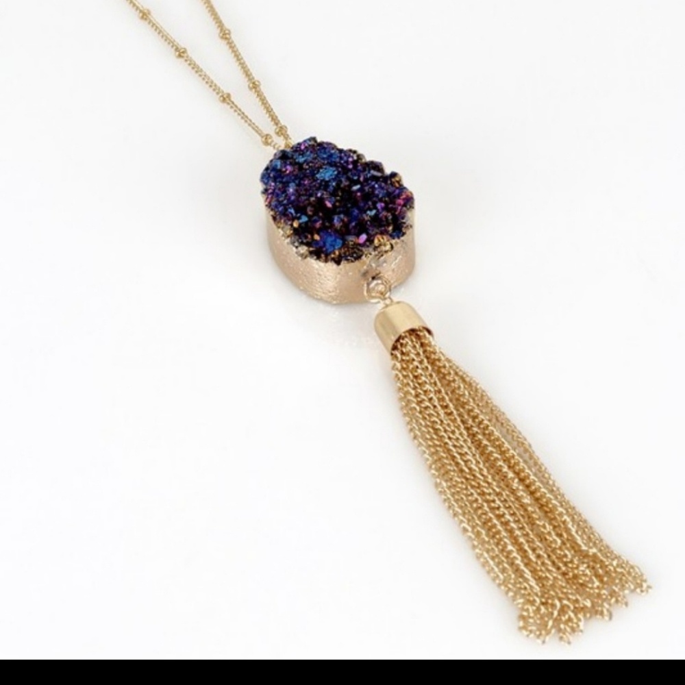 Gold druzy pendant necklace with tassels - Picture 3 of 6